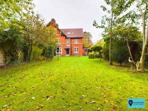 Garden - click for photo gallery